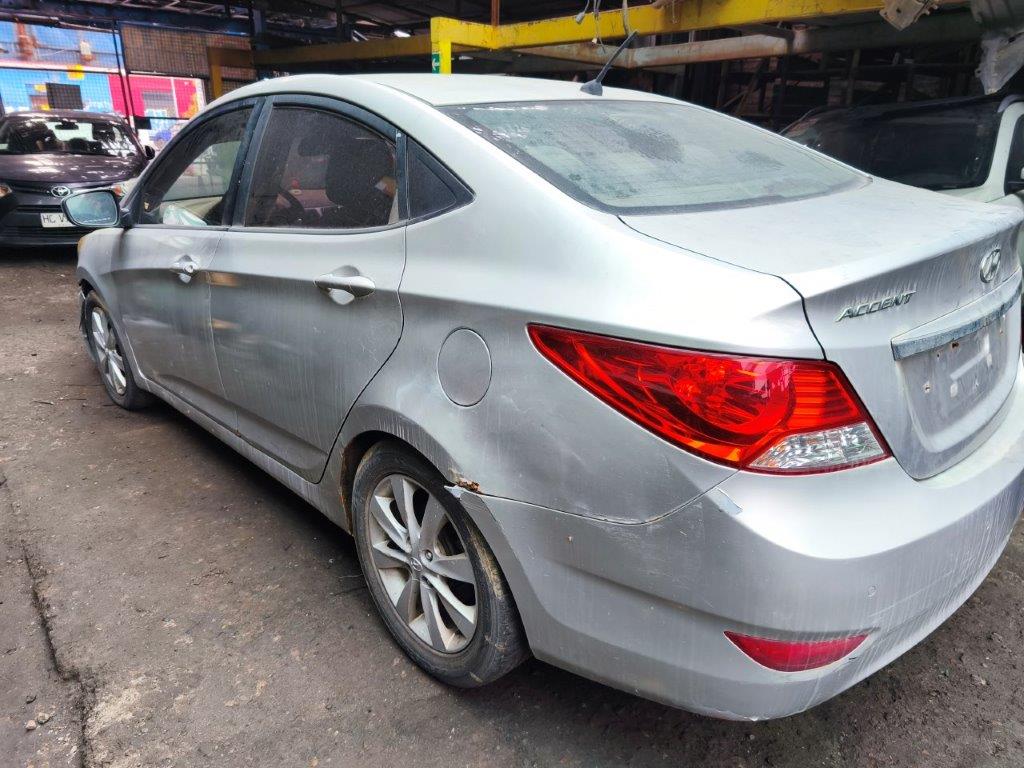  Hyundai ACCENT RB 2011    EN DESARME